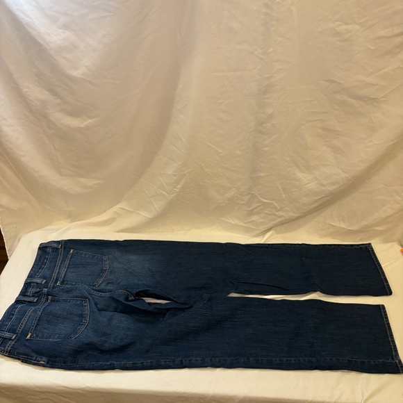 L. L. BEAN Jeans Favorite Fit Women 6R Blue Denim Outdoor RN#71341 - Picture 9 of 13